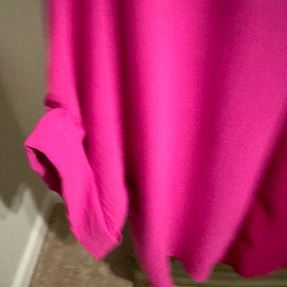 Two tone pink top NWT - Picture 4 of 8